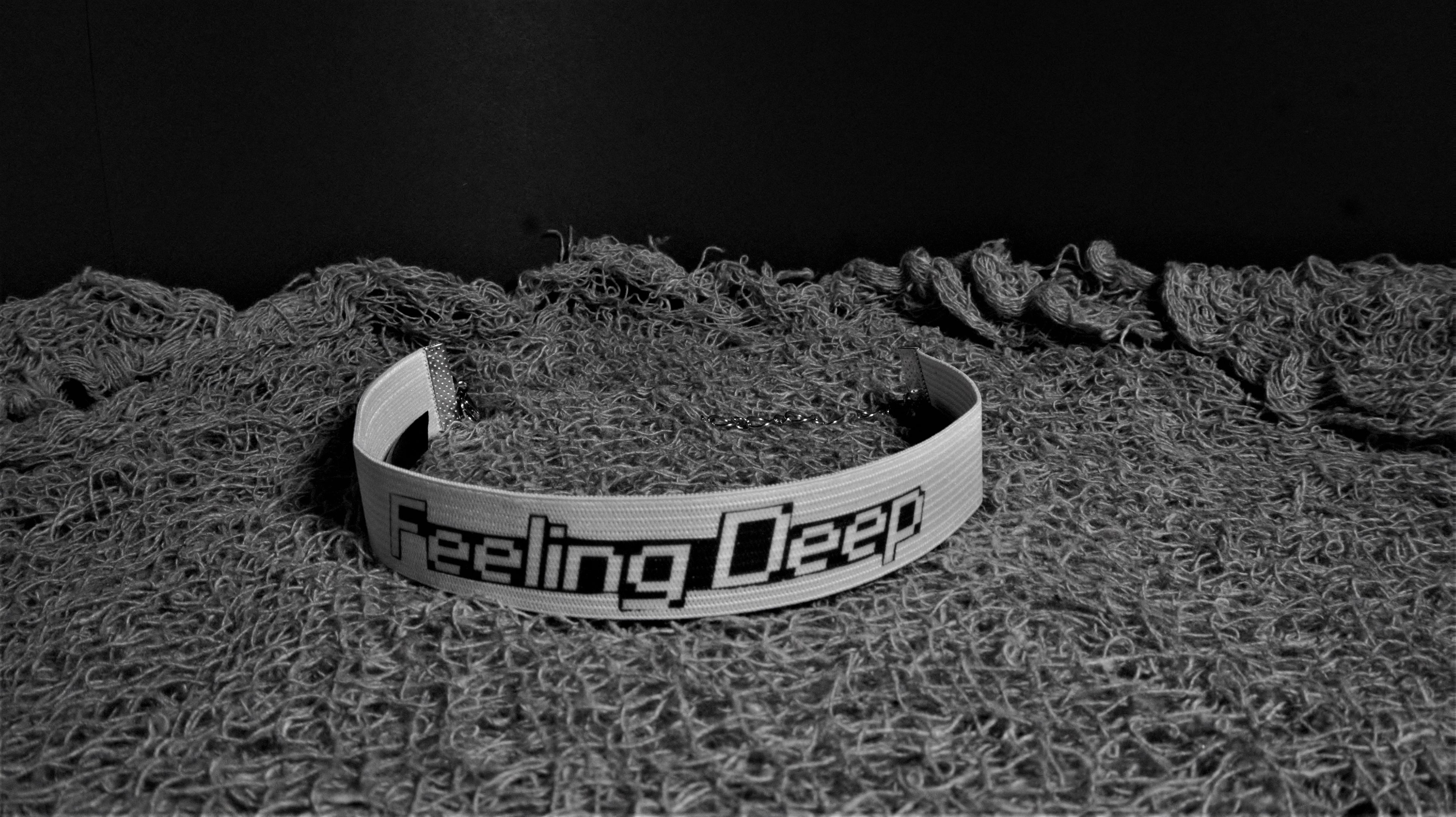 Print Choker - Feeling Deep - White