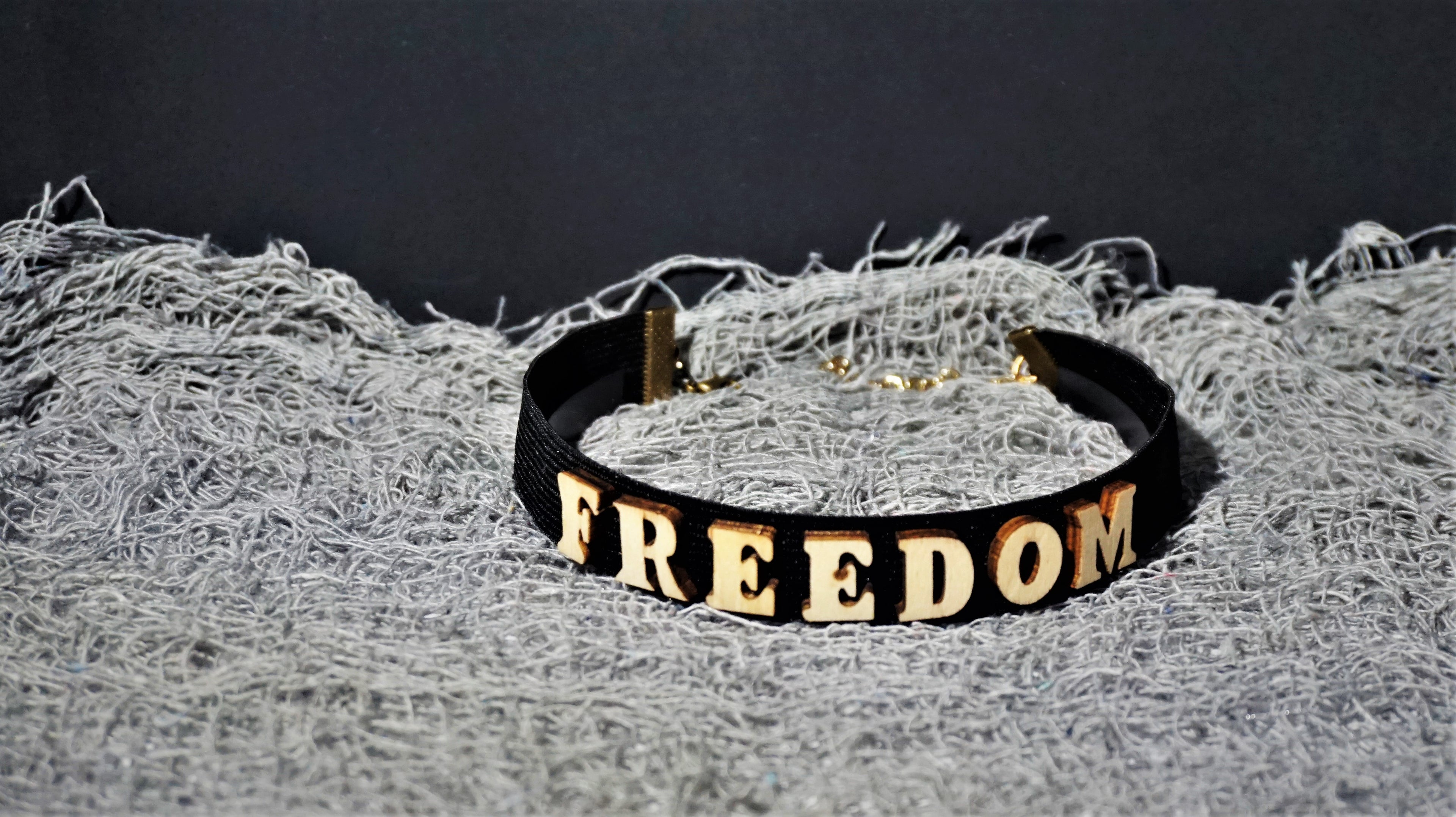 Wood Choker - Freedom