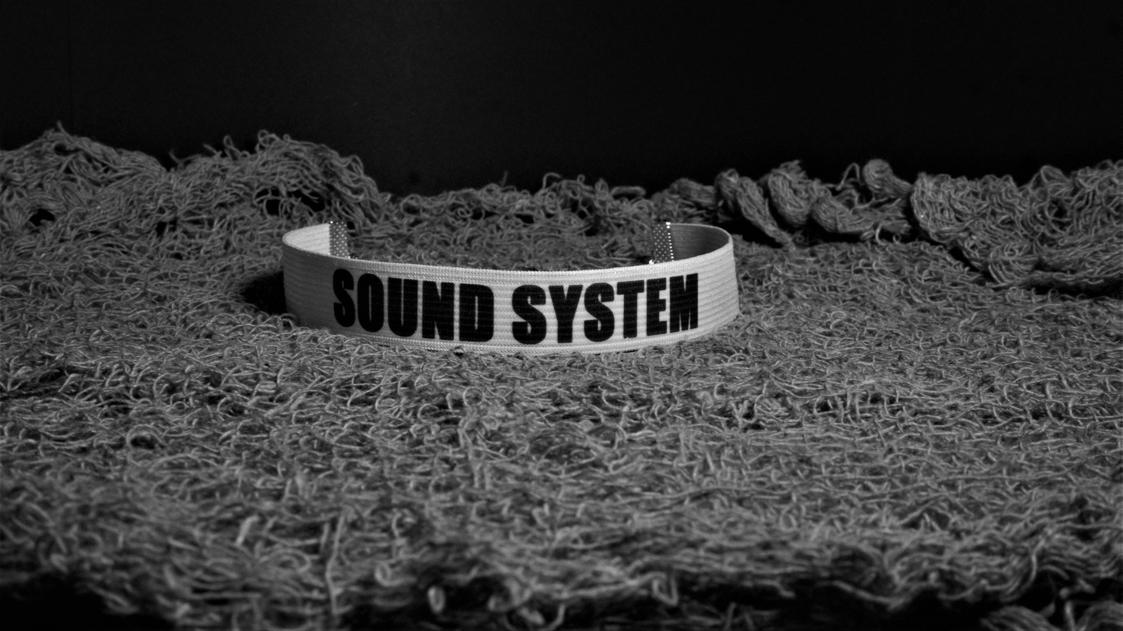 Print Choker - Soundsystem - White